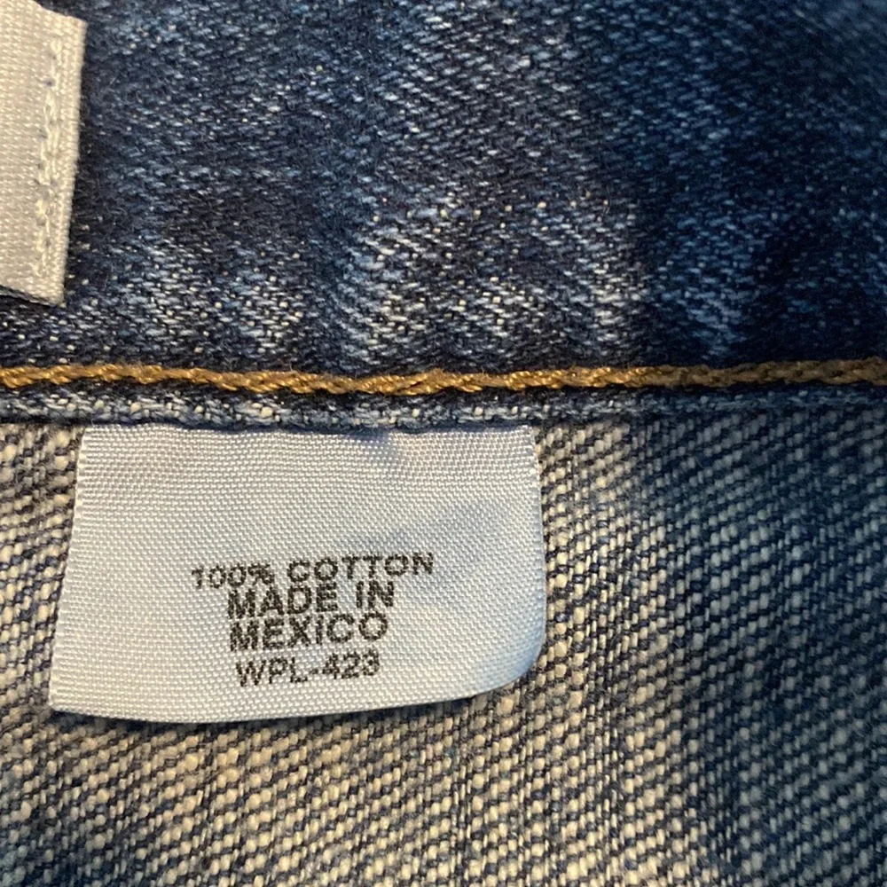 Levis preowned well